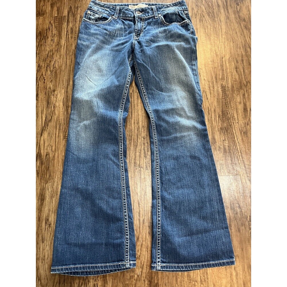 BKE Buckle Jeans Women (Tag 30x31 1/2) Culture Bootcut Stretch Measures 30x30